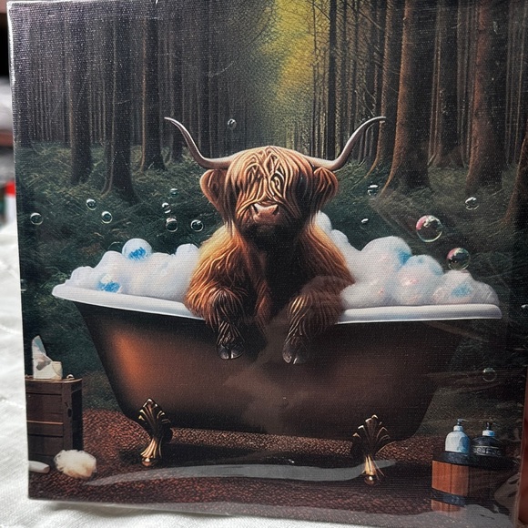 Highland Cow Bubble Bath Canvas Art Wall Hanging Canvas NWT Gifts 8.5"x8.5"x.75" - Picture 2 of 7